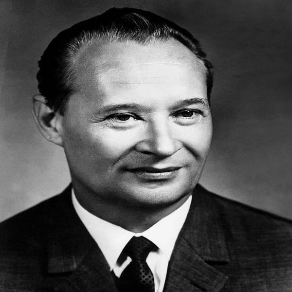 Z. Mišáková: Nádej Dubček