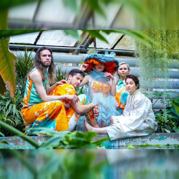 Toni Wolff zisťuje, že prerobila milióny (verzia Carl)