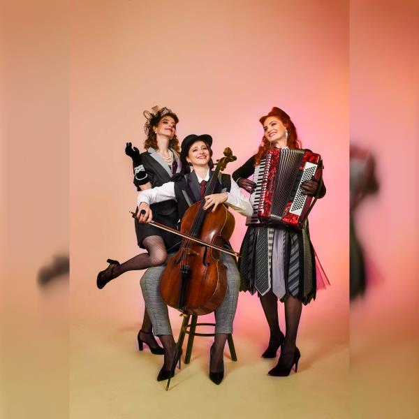 Bon Bon Trio