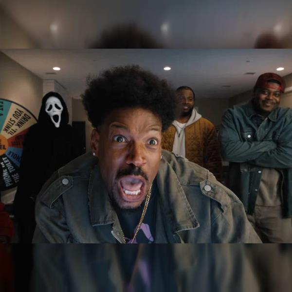 SCARY MOVIE