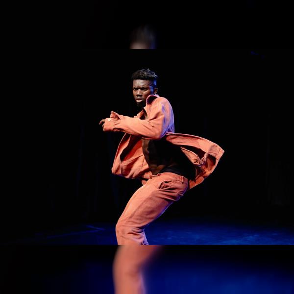 Salim Mzé Hamadi Moissi: L´Expat + Oulouy: Black