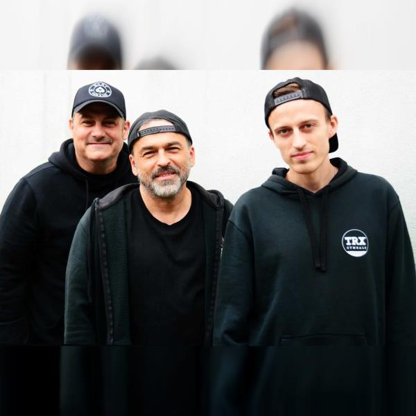 Totální nasazení + Bratislavské dievčatá