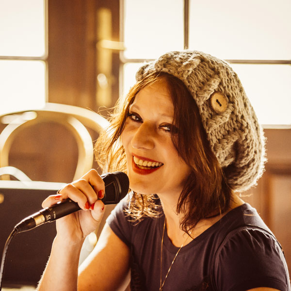 Szidi Tobias & Band - Sedmoláska