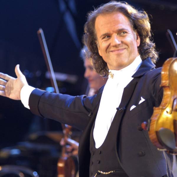 Andre rieu strauss. Оркестр андре рье. Andre rieu strauss. Andre rieu strauss. Андре рьё.